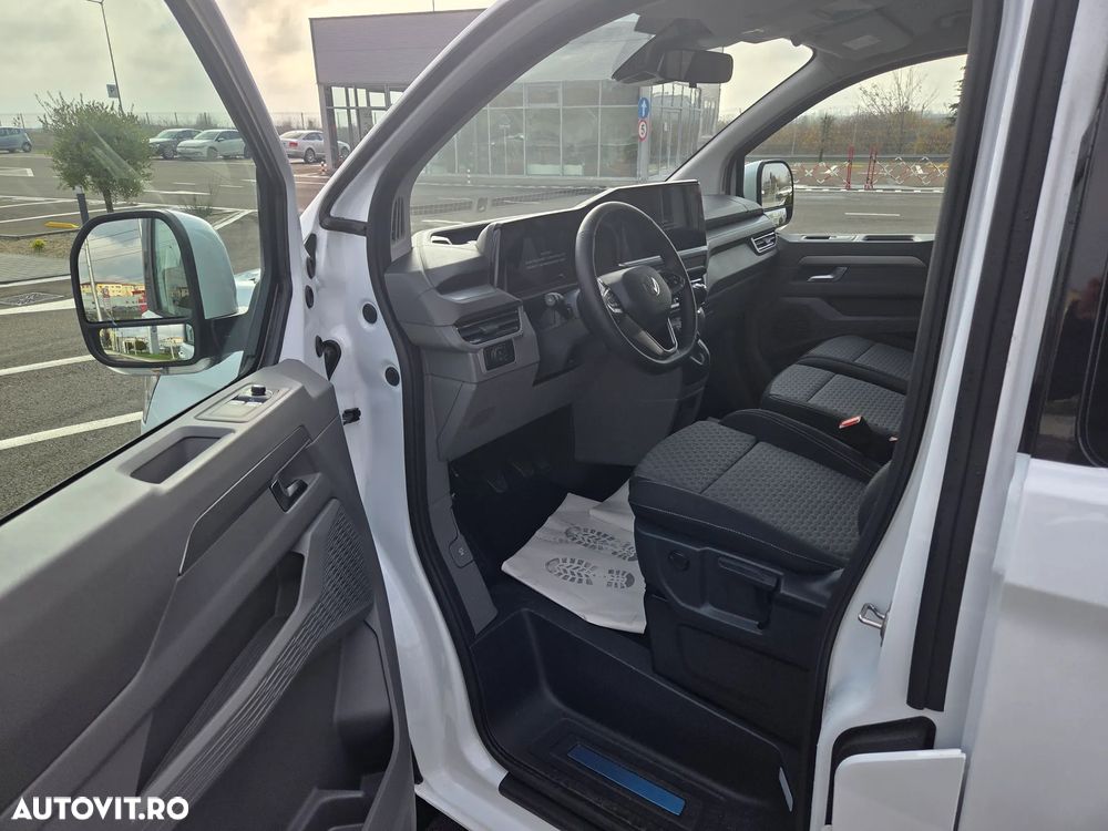 Volkswagen Caravelle - 7