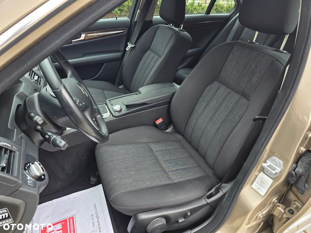 Mercedes-Benz Klasa C 180 Kompressor Automatik Elegance - 16