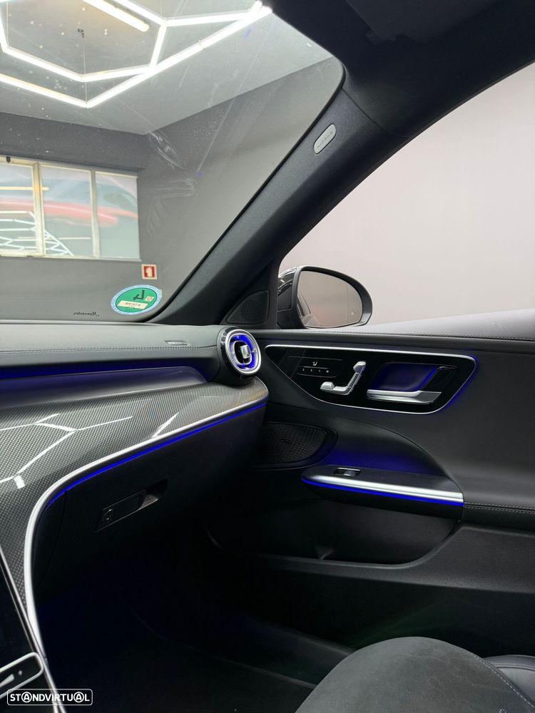 Mercedes-Benz C 300 e T 9G-TRONIC AMG Line - 9