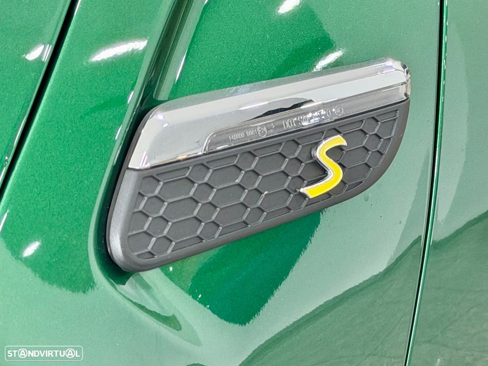 MINI 3 Portas Cooper SE Essential - 17