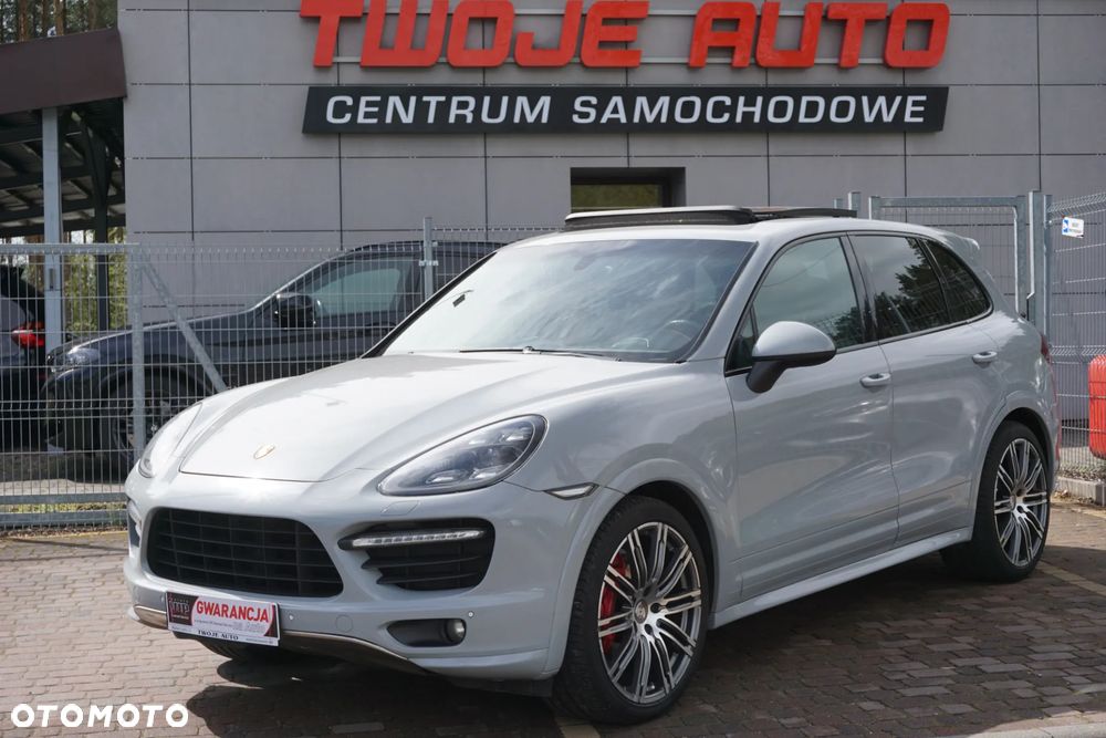 Porsche Cayenne GTS - 1