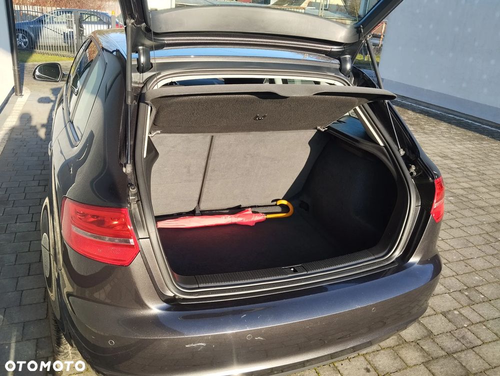 Audi A3 Sportback 1.6 Ambiente - 7