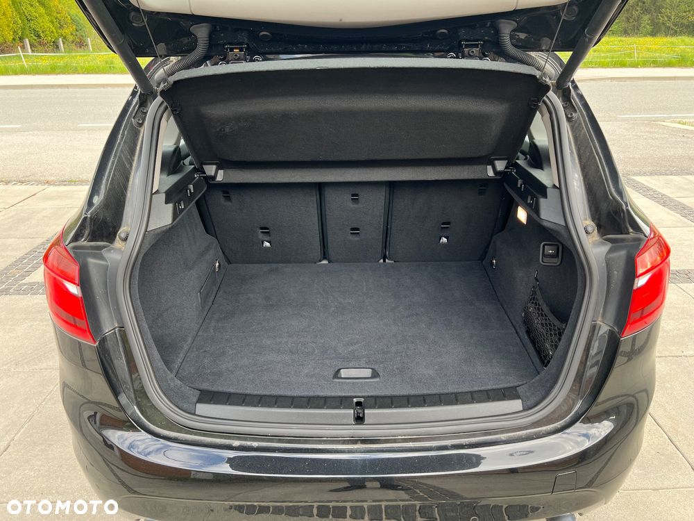 BMW Seria 2 220i GT Luxury Line - 26