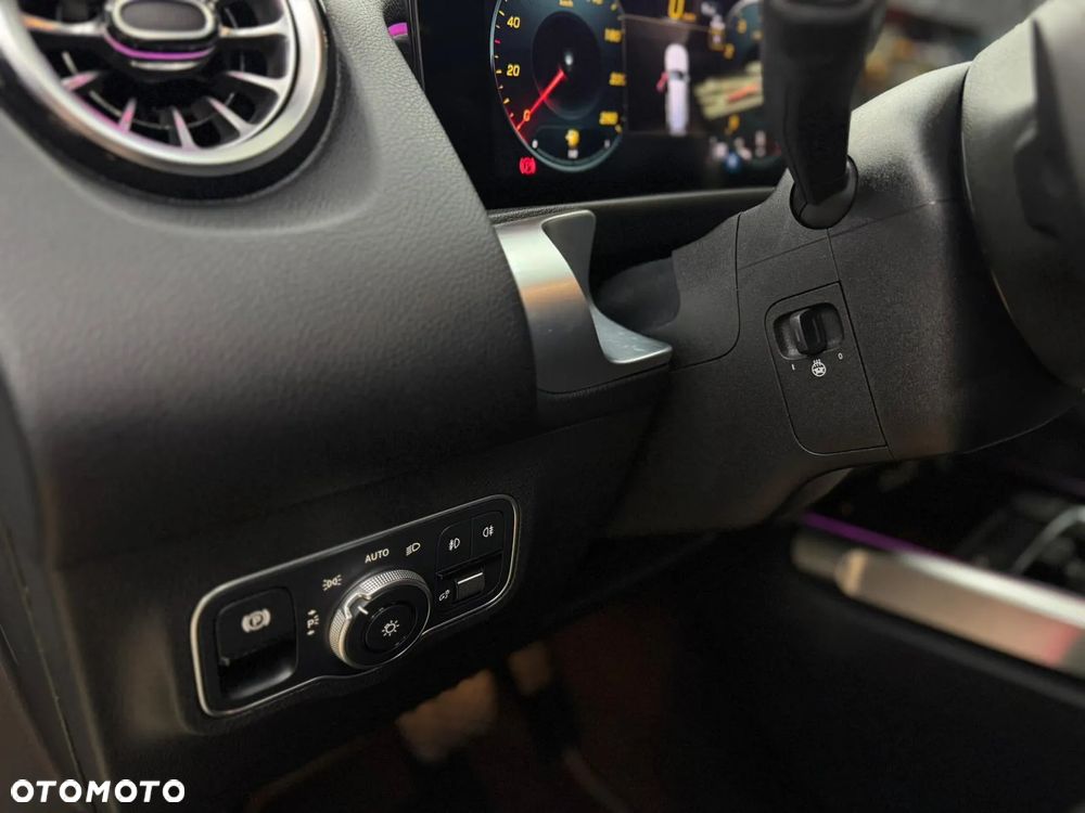 Mercedes-Benz GLB 250 4Matic 8G-DCT Special Edition - 21