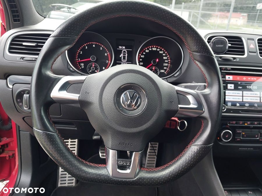 Volkswagen Golf 2.0 GTI - 25