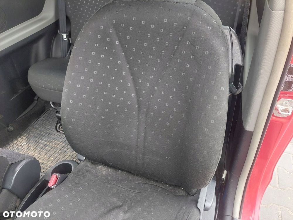 FOTEL LEWY PRZÓD TOYOTA YARIS II - 7