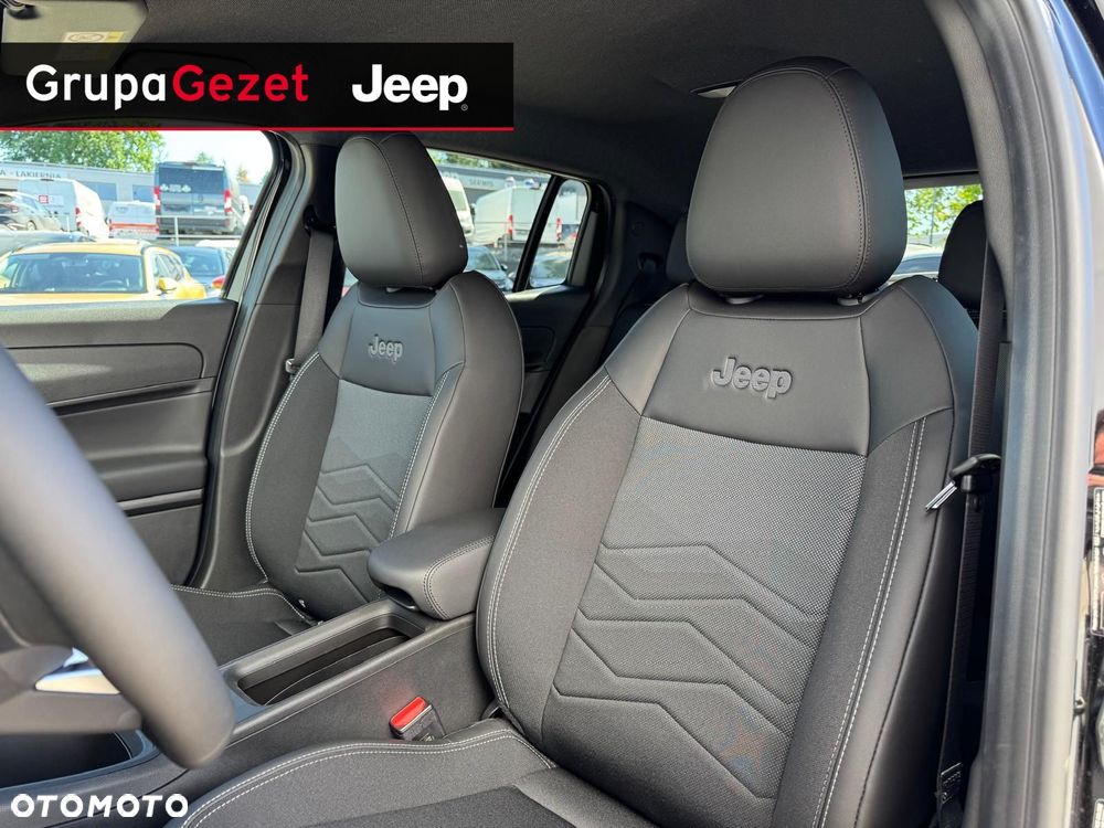 Jeep Avenger - 10