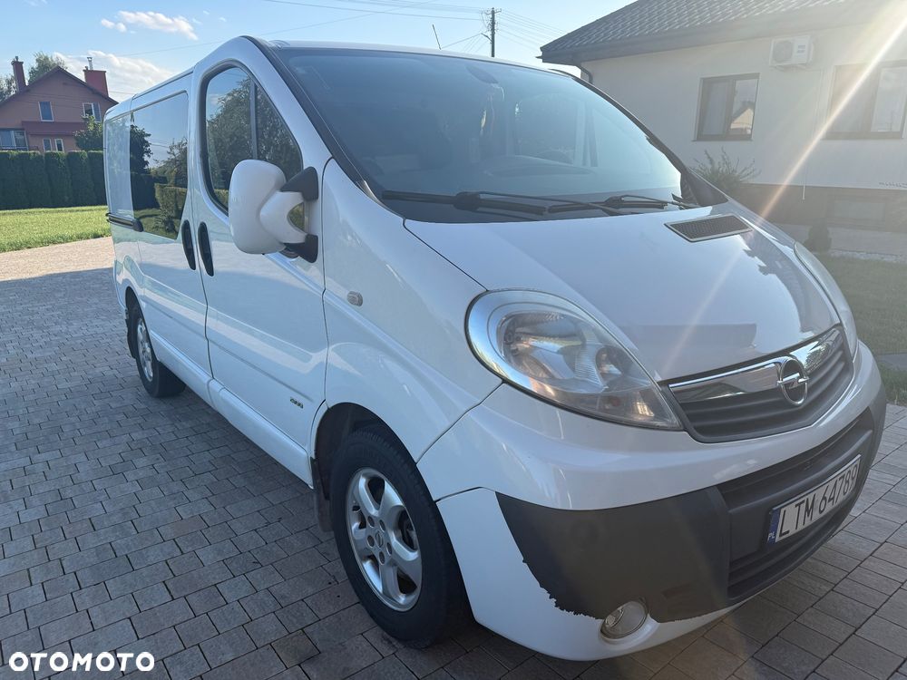 Opel Vivaro - 2