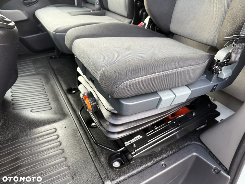 Renault Master Izoterma Winda - 25