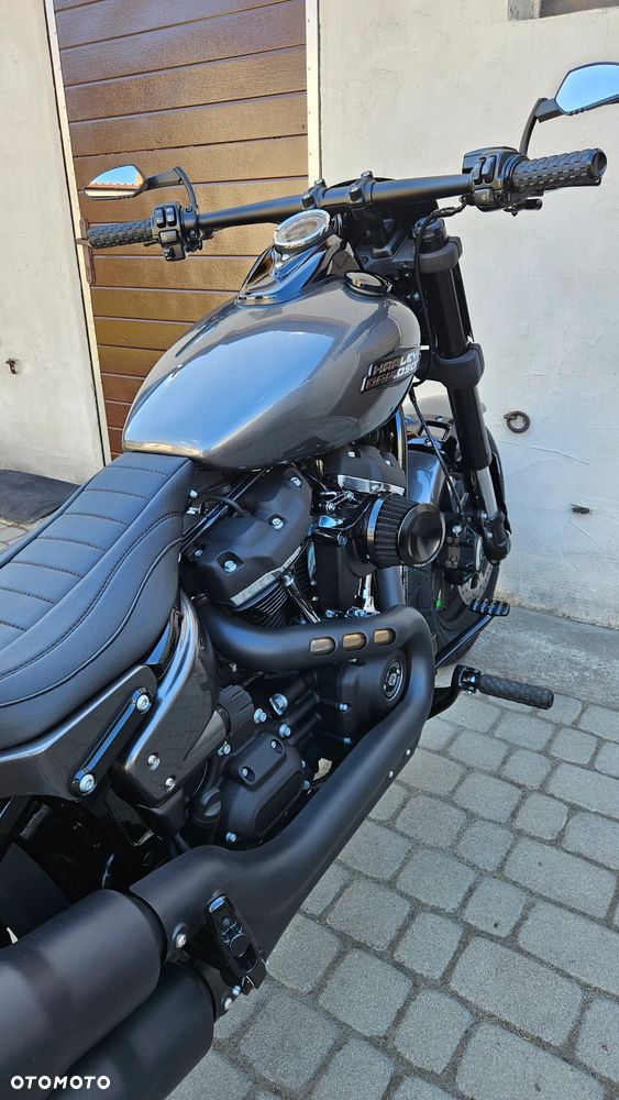 Harley-Davidson Softail Fat Bob - 10
