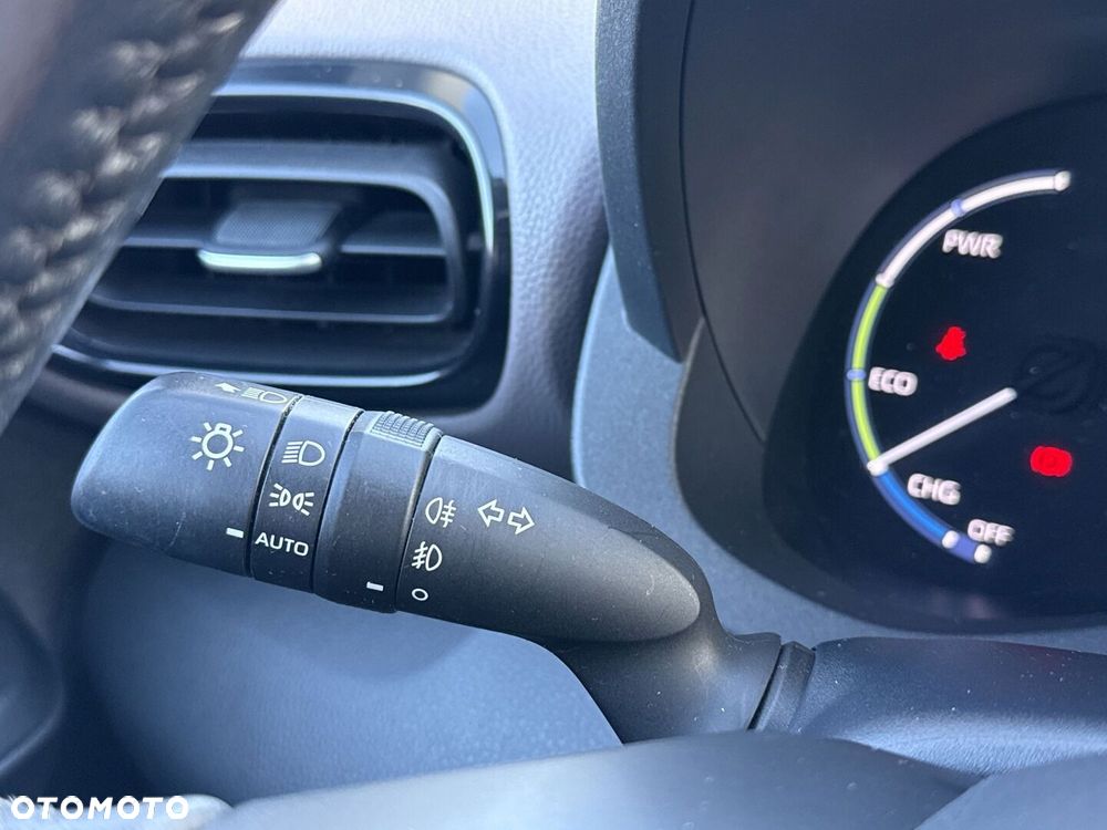 Toyota Yaris Cross - 17