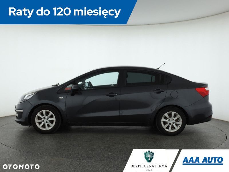 Kia Rio - 4