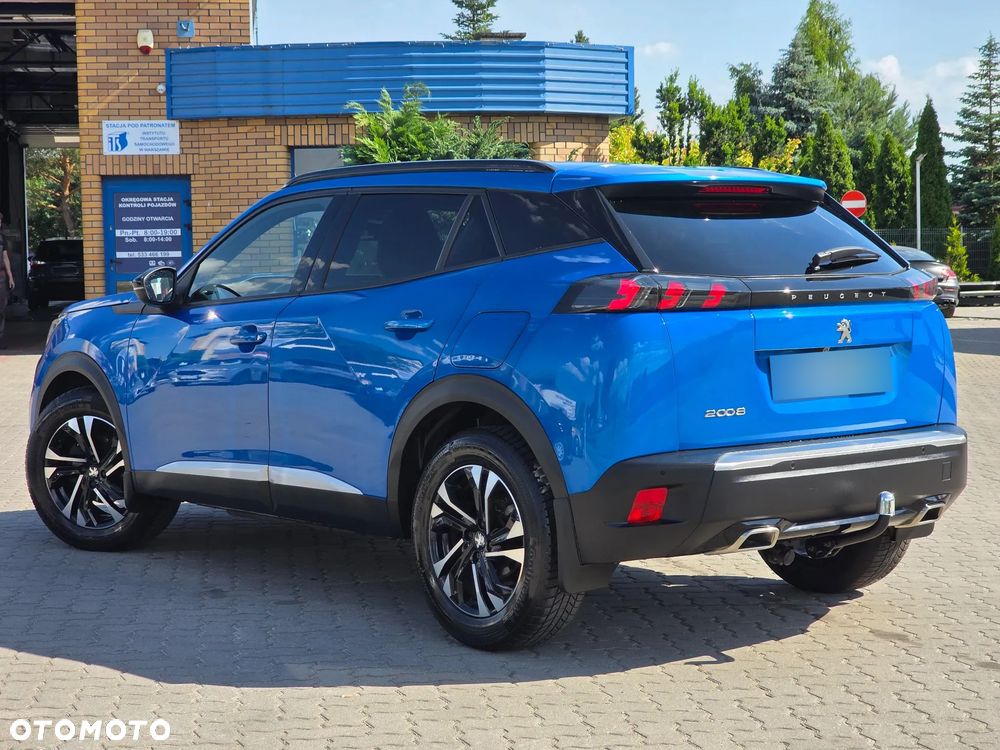Peugeot 2008 1.2 PureTech Allure S&S EAT8 - 24