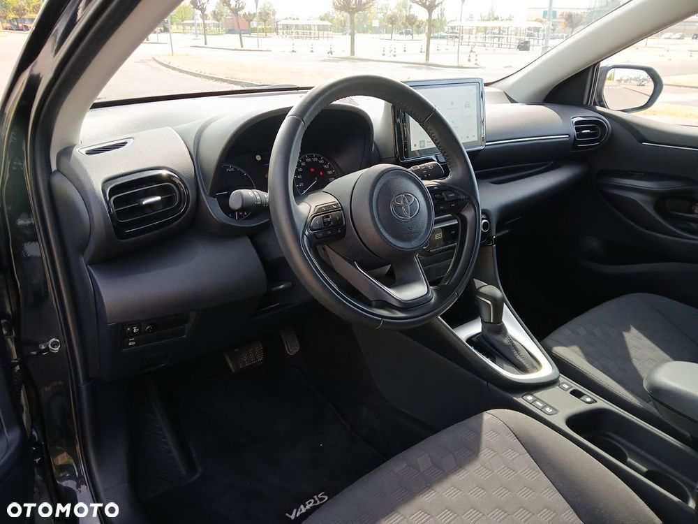 Toyota Yaris - 17