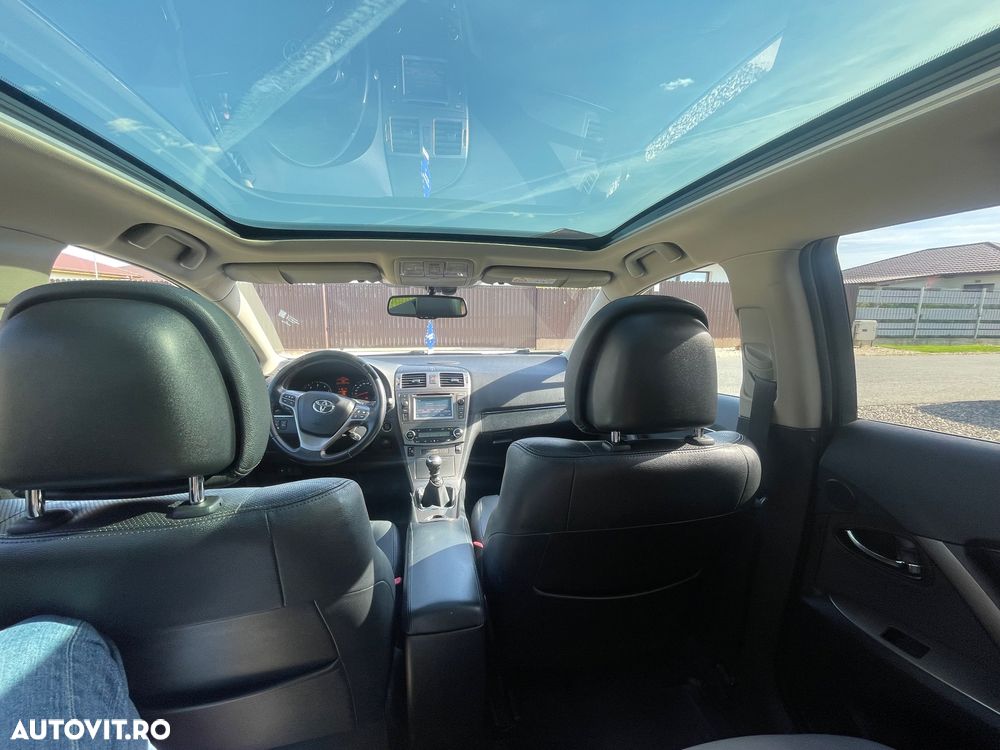 Toyota Avensis 2.2 D-CAT Elegance - 4