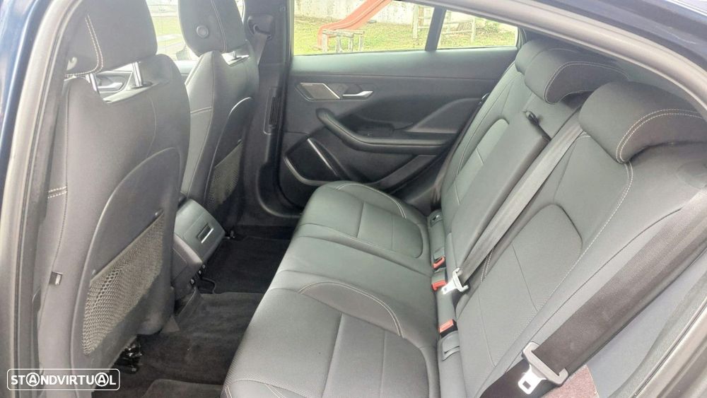 Jaguar I-Pace EV320 AWD SE - 15