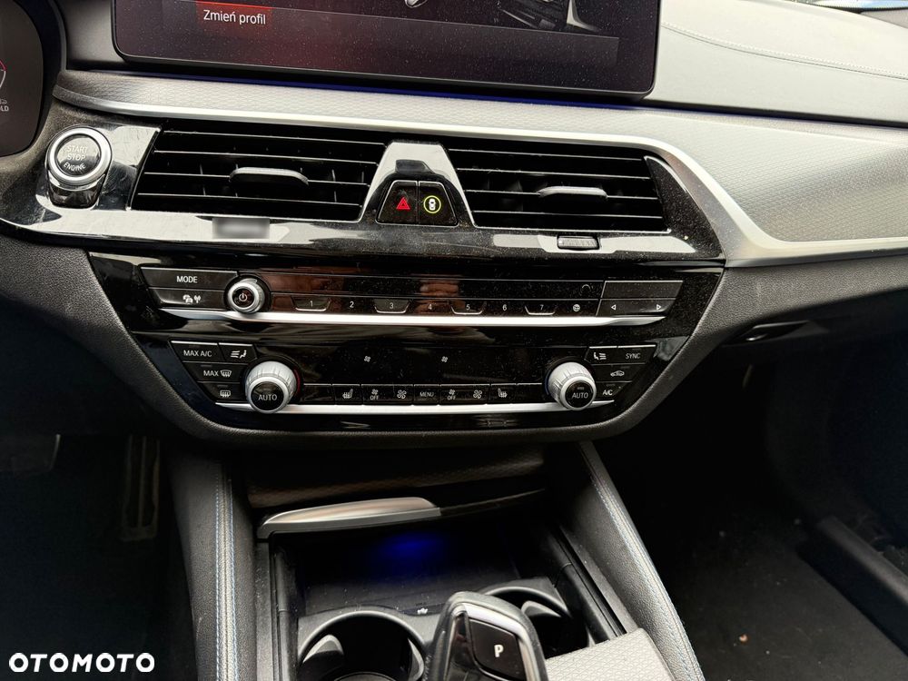 BMW Seria 5 540d xDrive M Sport sport - 18