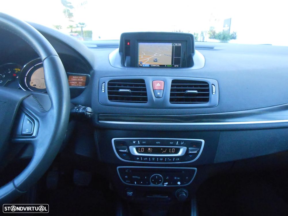 Renault Mégane 1.5 dCi Dynamique S - 15