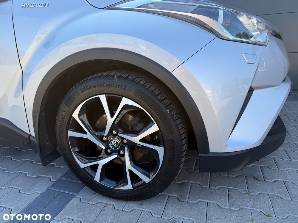 Toyota C-HR Lounge - 30