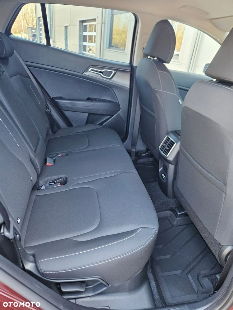 Kia Sportage 1.6 T-GDI HEV M 2WD - 9