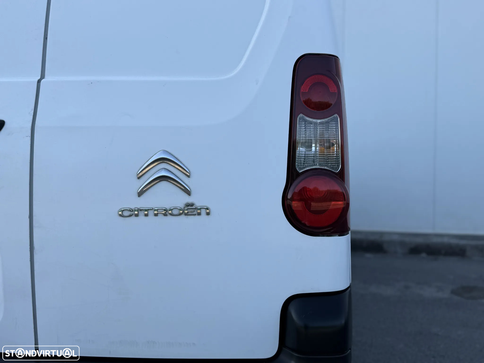 Citroën Berlingo 1.6 BlueHDi 100 Longa - 18