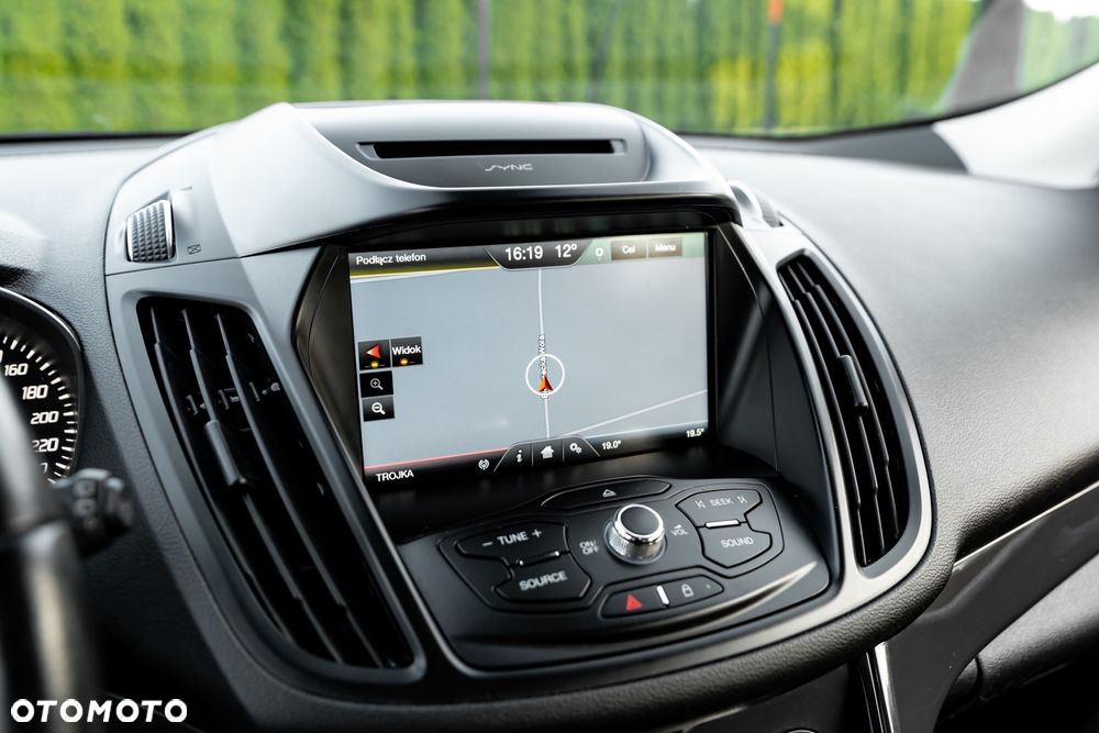 Ford Kuga 2.0 EcoBlue 4x4 TITANIUM - 34