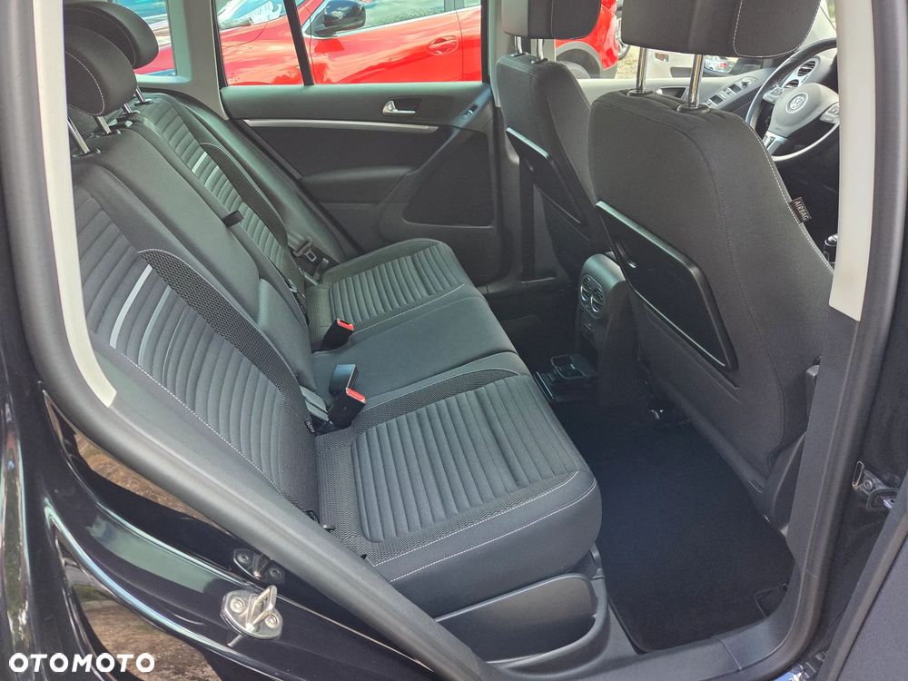 Volkswagen Tiguan - 22