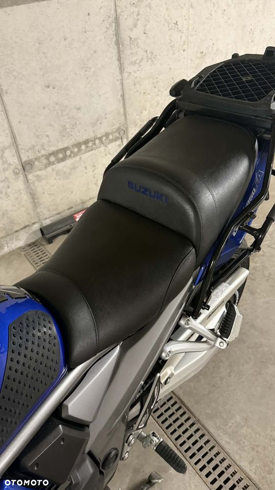 Suzuki GSX - 17