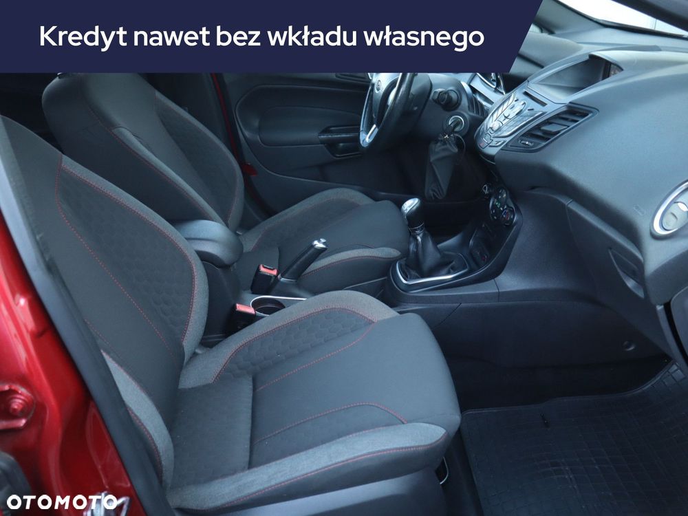 Ford Fiesta - 11