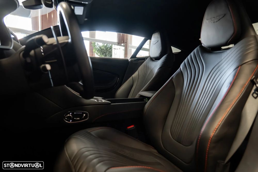 Aston Martin DB11 Coupé V8 Auto - 9