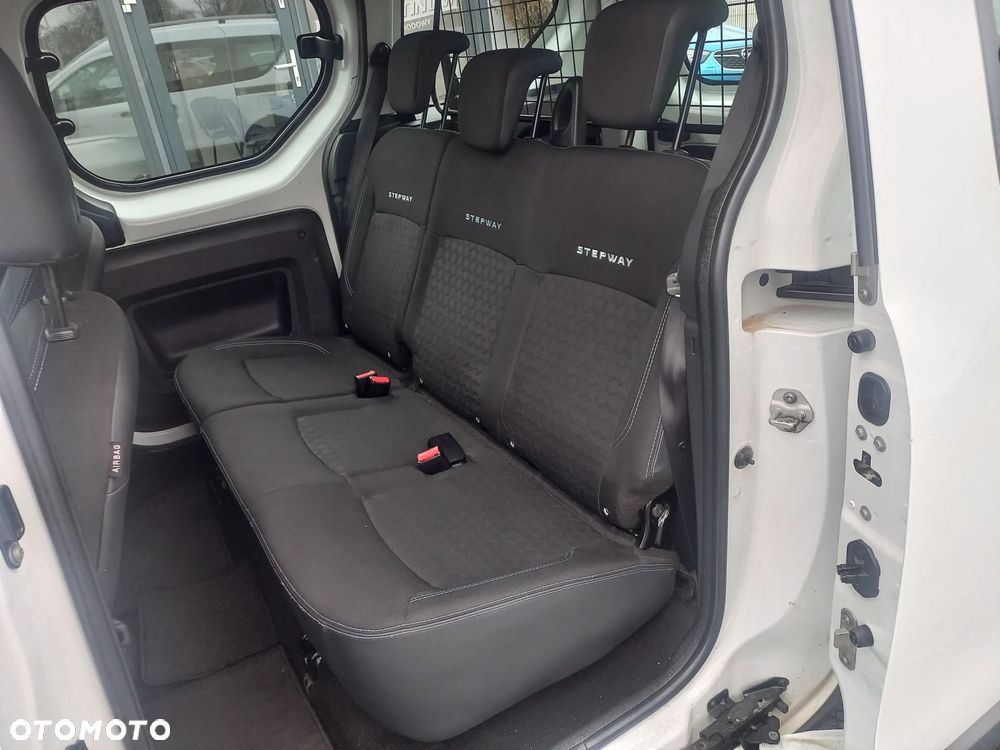 Dacia Dokker TCe 115 Stepway Celebration - 20