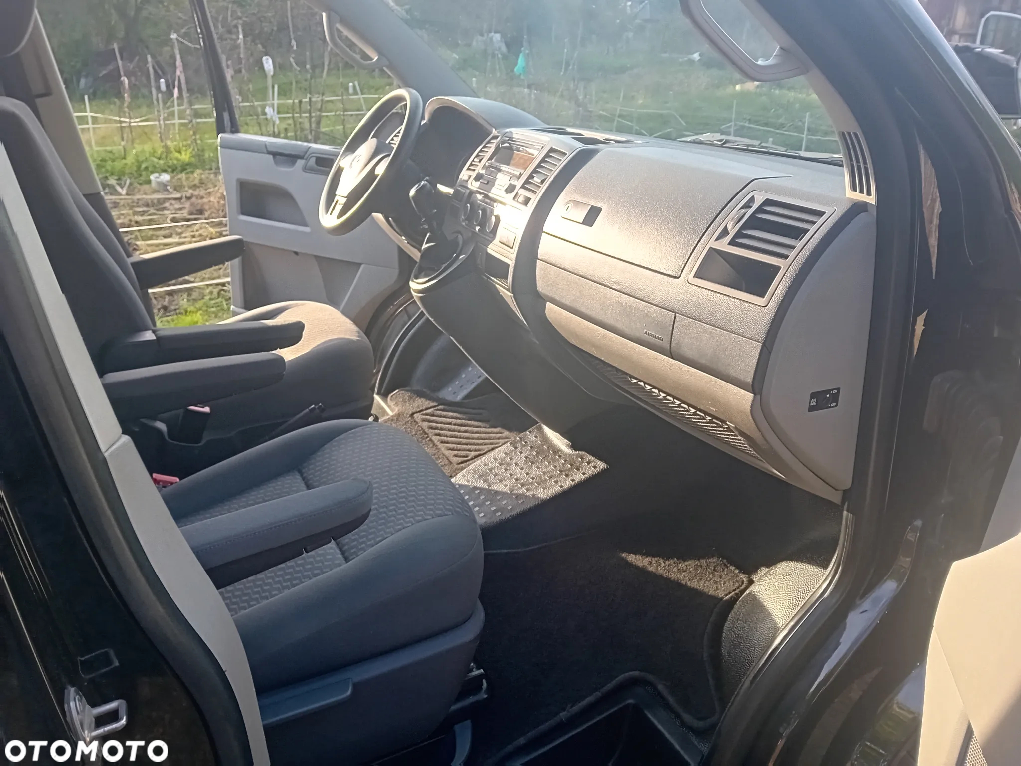 Volkswagen Transporter - 8