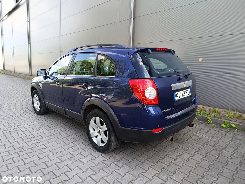 Chevrolet Captiva 2.4 4WD 7 Sitzer LT - 19