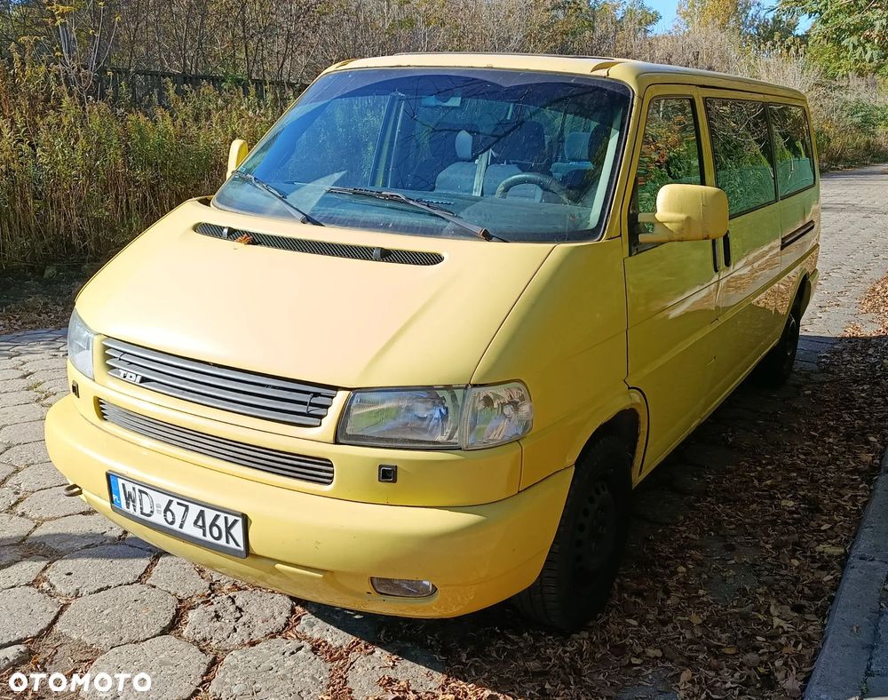Volkswagen Caravelle TDI Basis / CL - 11