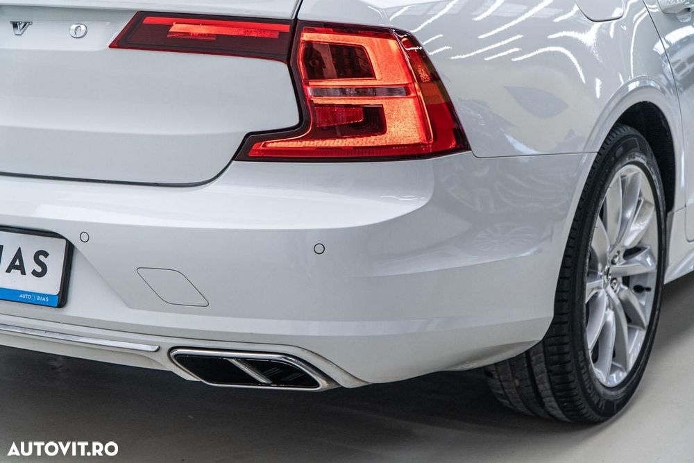 Volvo S90 D4 Geartronic Momentum Pro - 38