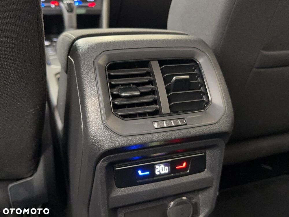 Volkswagen Tiguan - 17