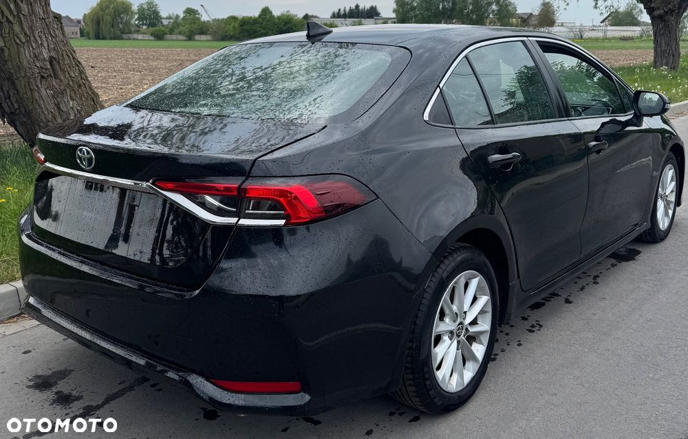 Toyota Corolla 1.8 Hybrid Club - 3