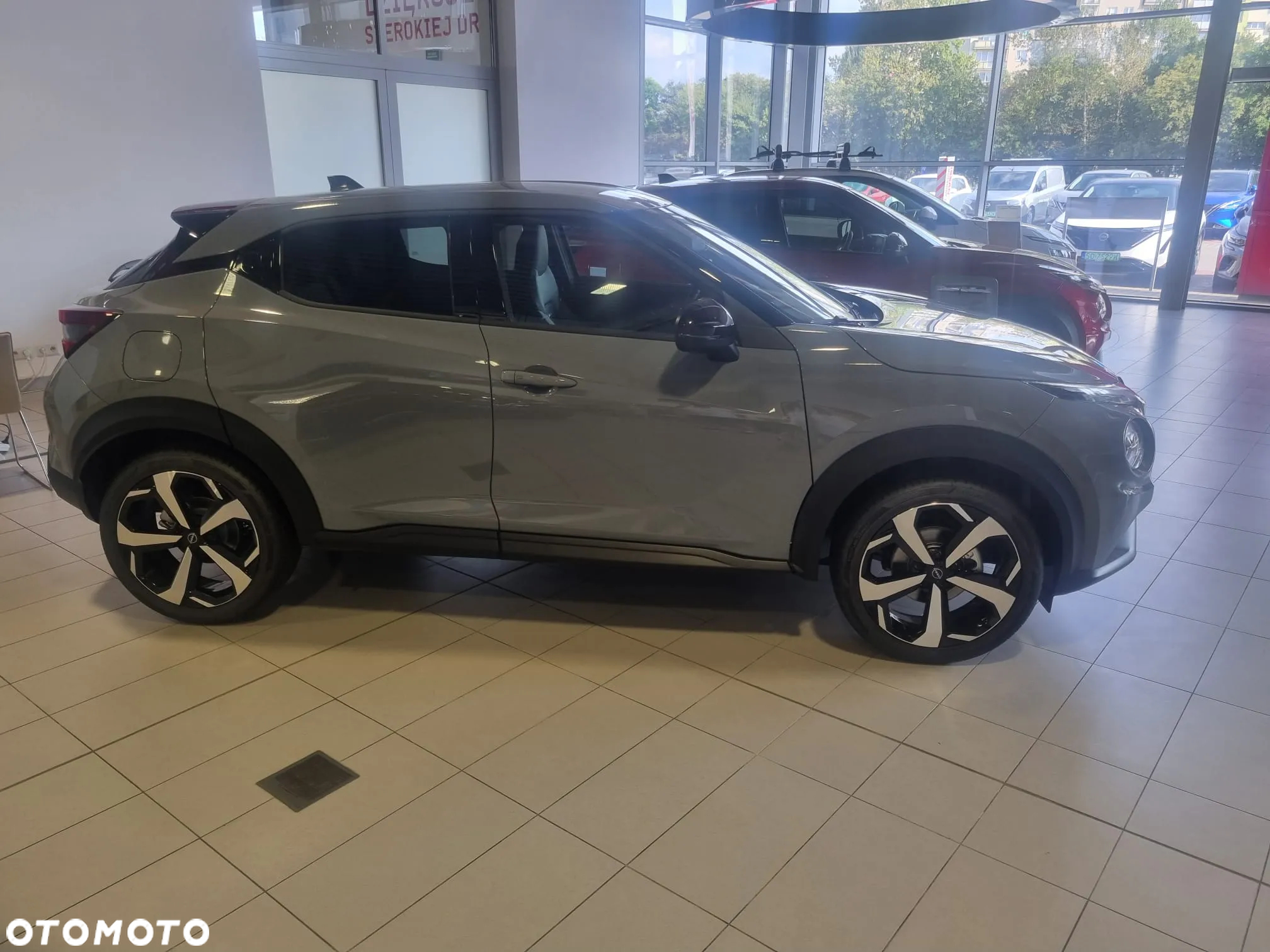 Nissan Juke 1.0 DIG-T N-Connecta DCT - 3