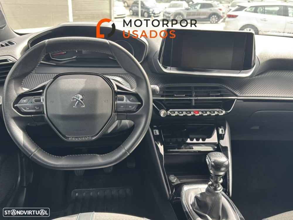 Peugeot 2008 1.2 PureTech Allure - 8