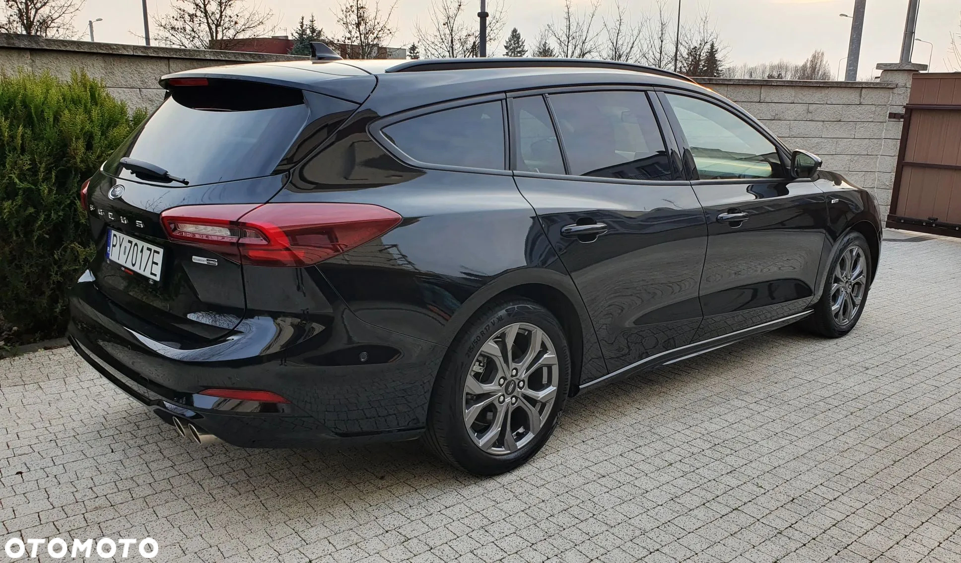 Ford Focus Turnier 1.0 EcoBoost Start-Stopp-System ST-LINE STYLE - 5