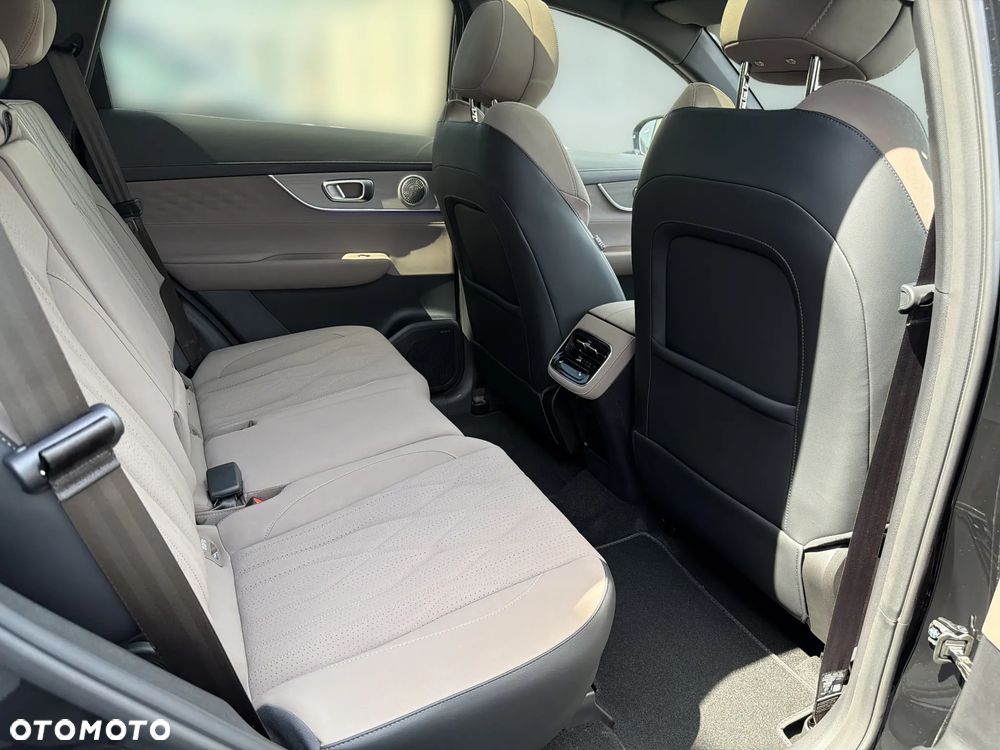 Chery Tiggo 8 1.5 T-GDI Super Hybrid Prestige DCT - 33