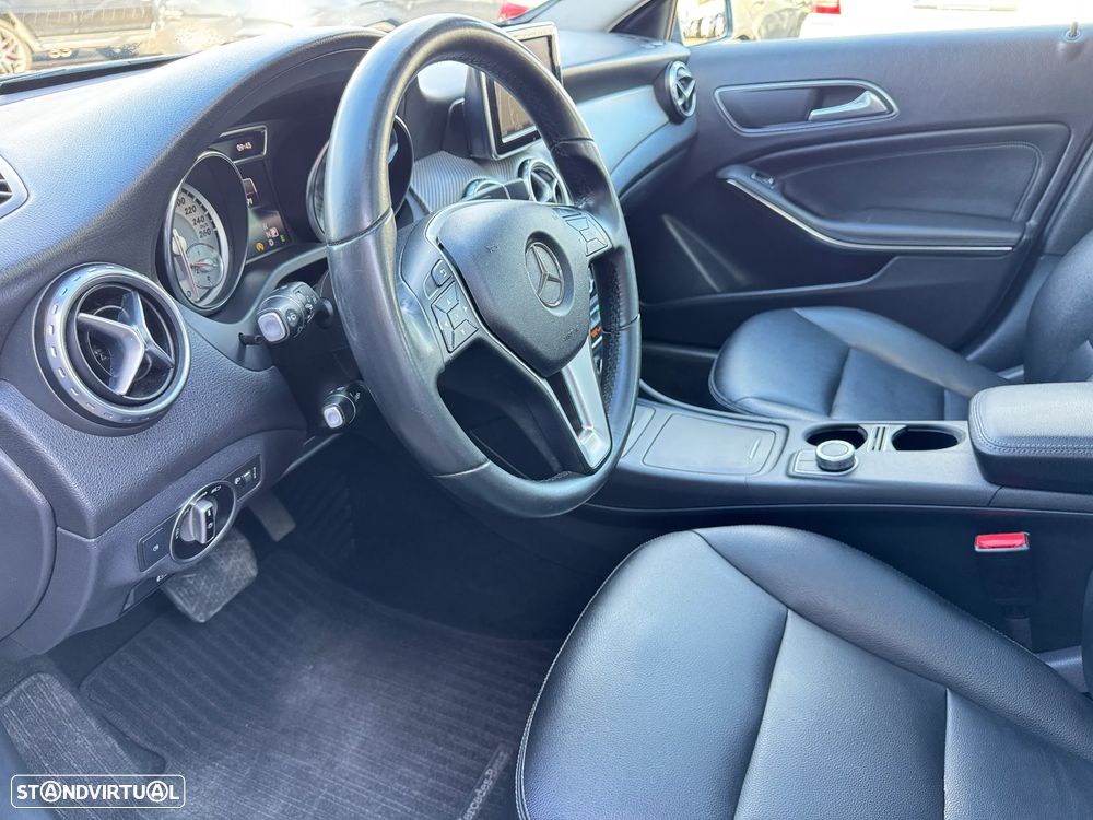 Mercedes-Benz GLA 220 CDI Style - 14