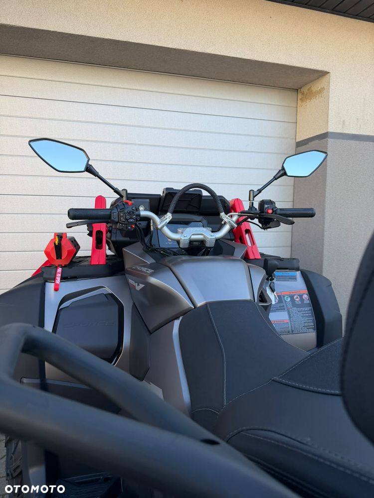 CFMoto CForce - 17