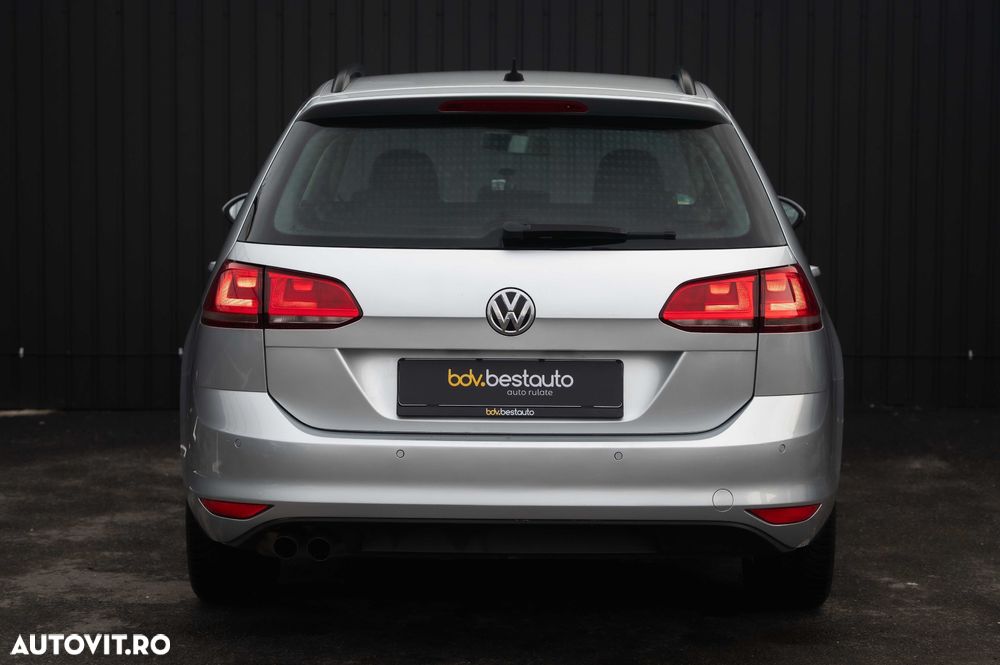 Volkswagen Golf 2.0 TDI DPF BMT Comfortline - 10