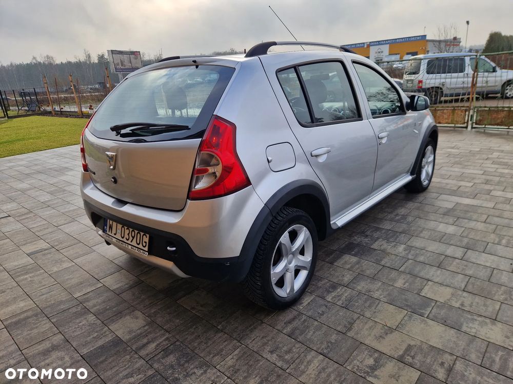 Dacia Sandero 1.6 MPI Stepway - 7