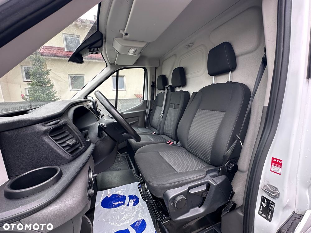 Ford Transit - 16