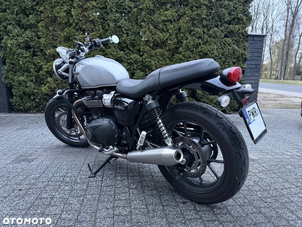 Triumph Street Twin - 7