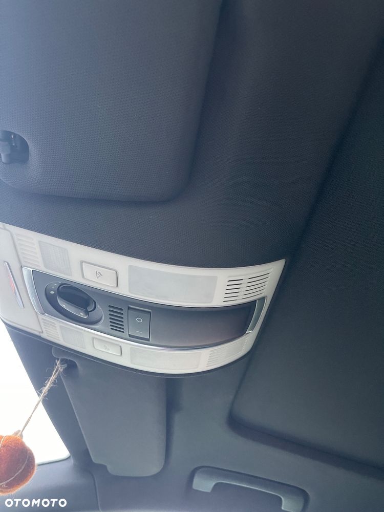 Audi A6 Avant 3.0 TDI DPF quattro tiptronic - 32