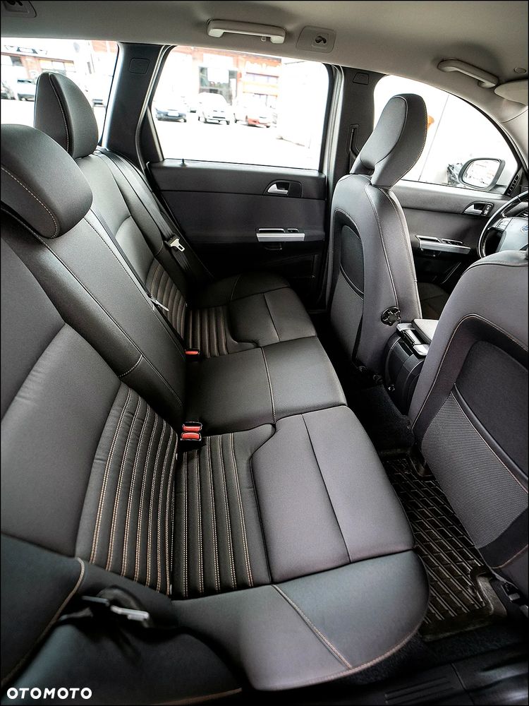 Volvo V50 - 33