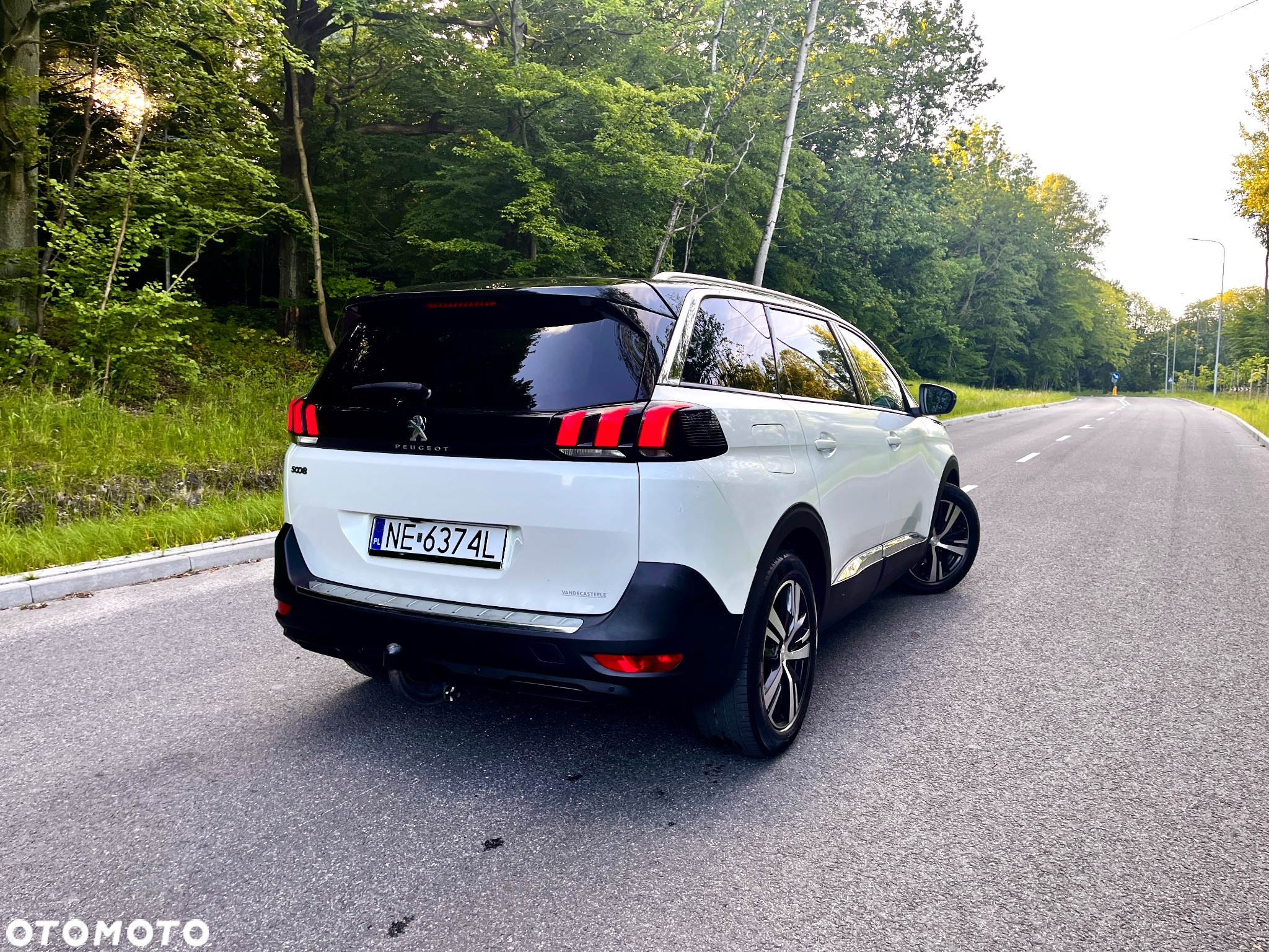 Peugeot 5008 HDI 115 Allure - 16